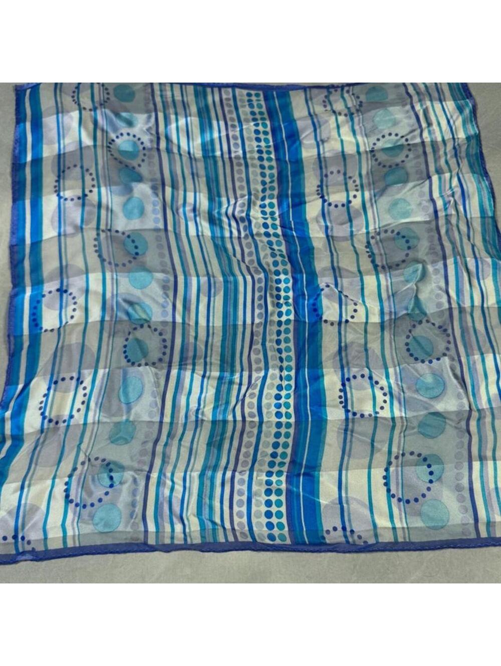 Oscar de la Renta Blue Geometric Square Scarf 20” Silky Neck Hair Scarf